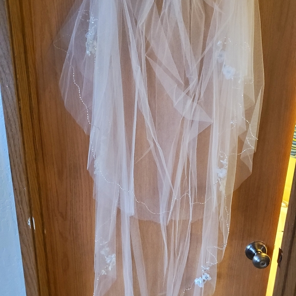 Melissa Sweet Collection Wedding Dress - Picture 12 of 15